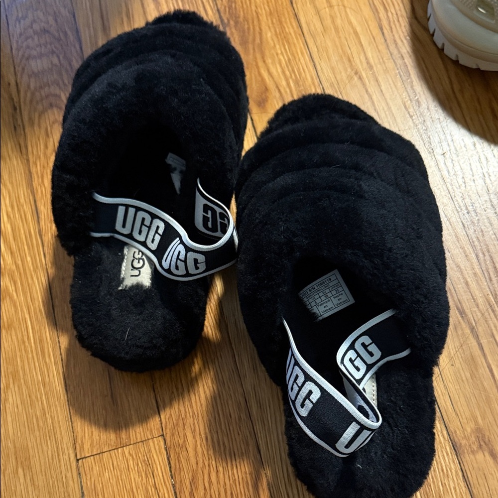 UGG Black Fluffy Sandals